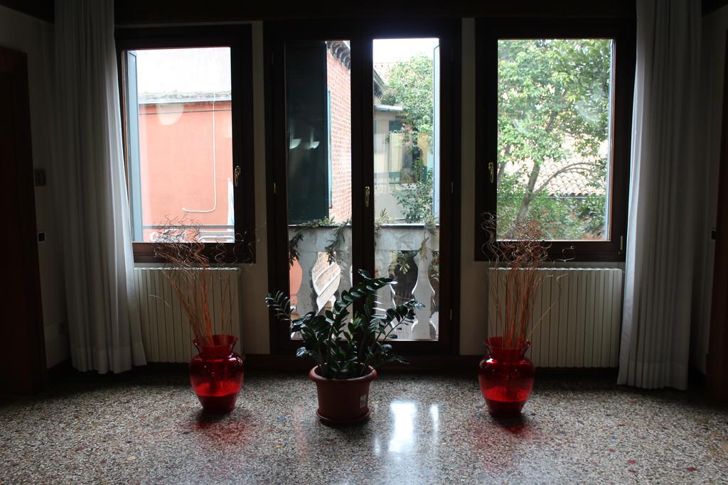 Domus Orsoni Bed & Breakfast Venice Exterior photo